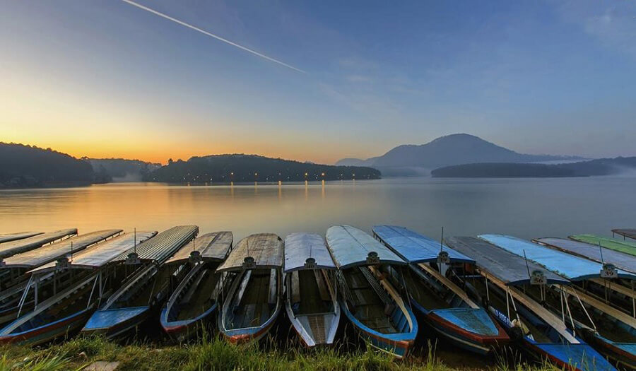 Hồ Tuyền Lâm là một trong những hồ đẹp nhất tại Đà Lạt