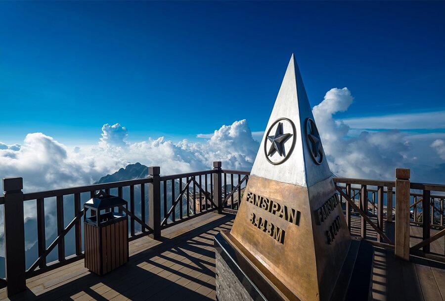 đỉnh Fansipan được xem là điểm cao nhất Việt Nam